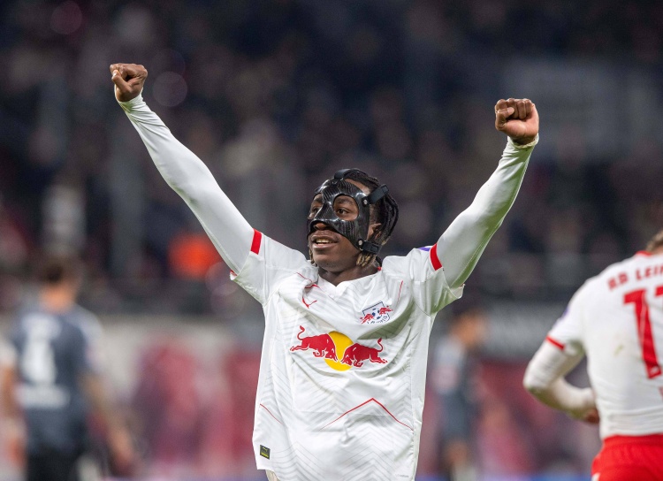 jiuyou入口-豪门目标！扬·迪奥曼德非洲杯成功过人16次，参赛球员中最多